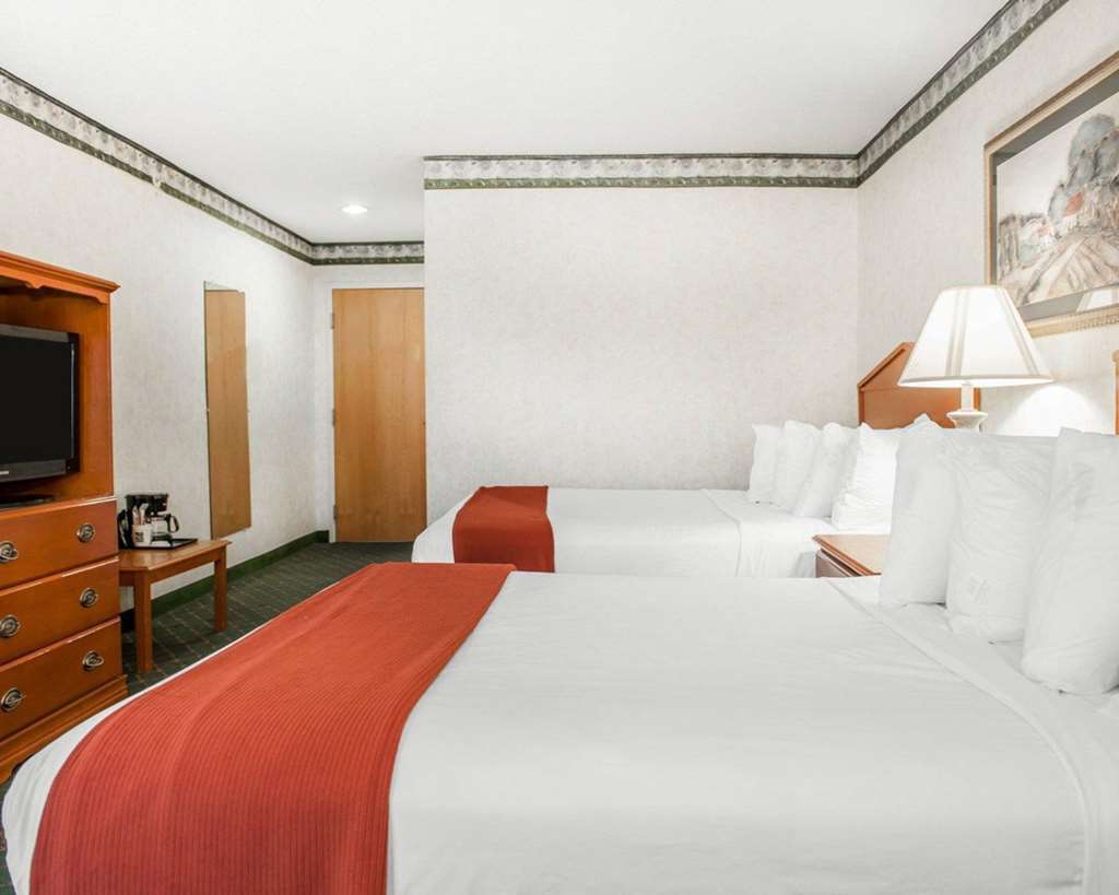 Quality Inn & Suites Brownsburg - Indianapolis West Bilik gambar